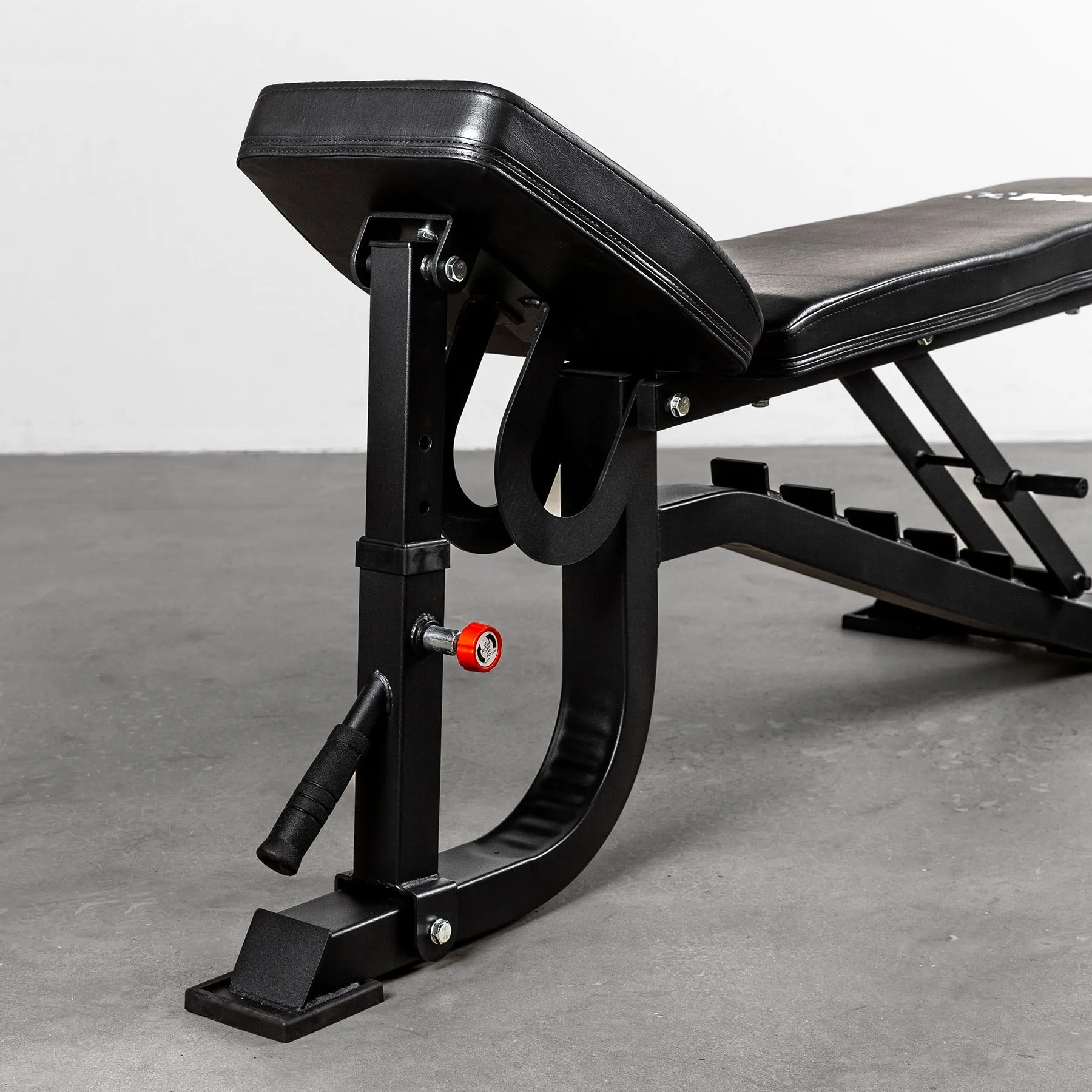 TWL - ADJUSTABLE BENCH