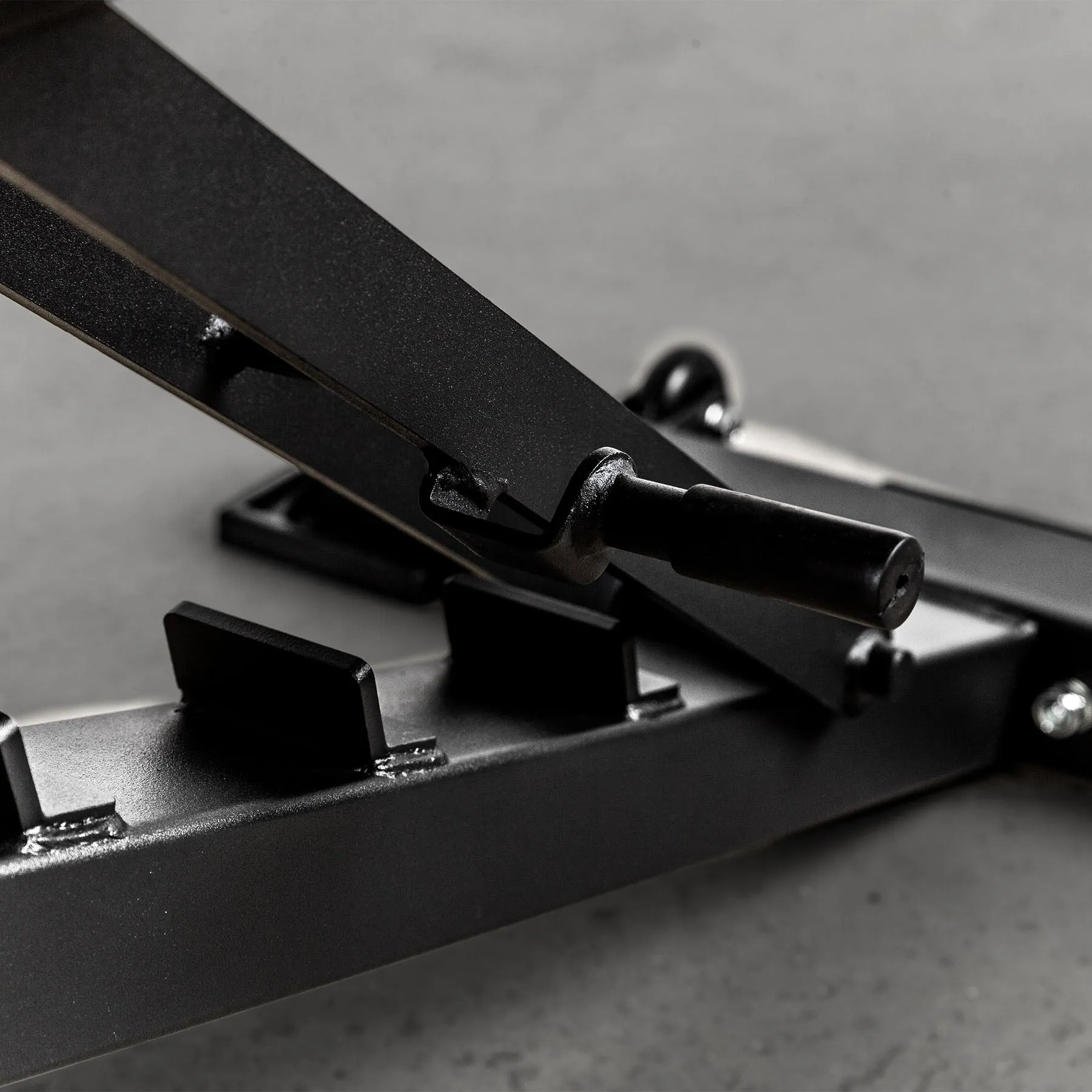 TWL - ADJUSTABLE BENCH