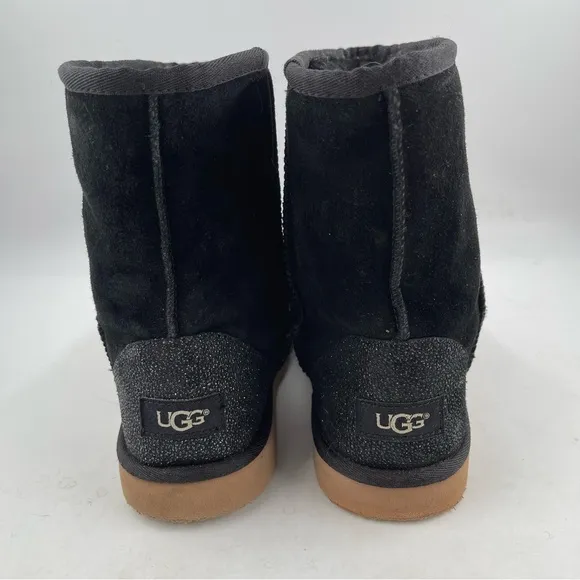 UGG Girl’s Classic Short Serein 1013259 Grade School Sheepskin Winter Boot-SZ 5Y