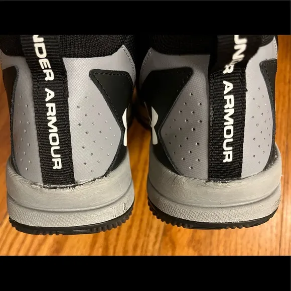 Under Armour Mid Basketball Shoes