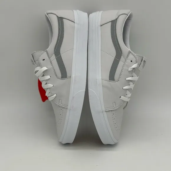 Vans Men's Gray and White Sneakers