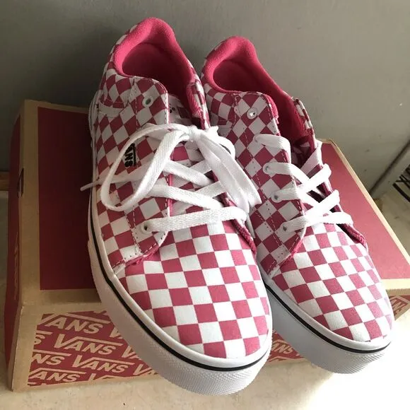 VANS Ward Low Girls Size 6 Women's Sz 7.5 Shoes Powder Pink Sneakers VN000MYFCHL