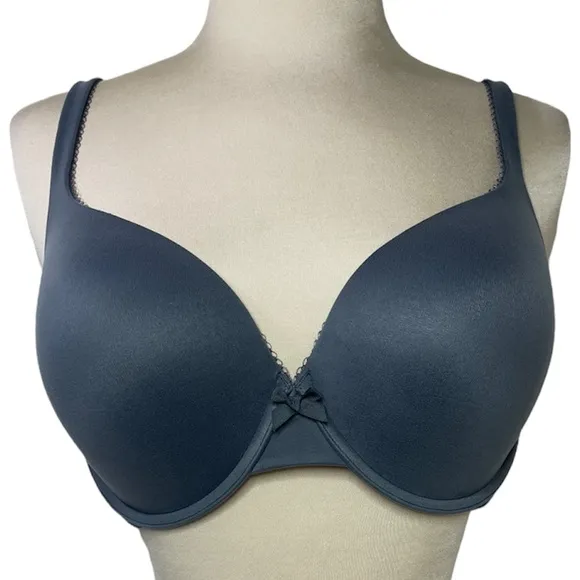 Victoria’s Secret Bra Sexy Perfect Shape Padded Push Up Plunge Smooth Seamless