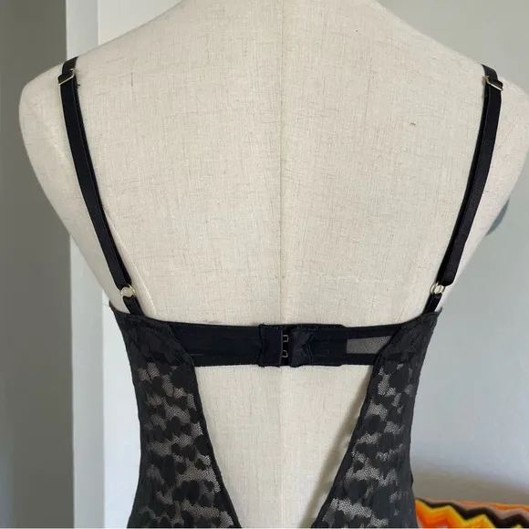 Victoria's Secret The Lacie Hearts Lace Coquette Baby Doll Slip Chemise