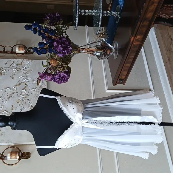Victoria's Secret White Embellished Babydoll Nightie. Size 36C