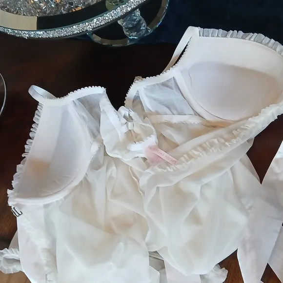 Victoria's Secret White Embellished Babydoll Nightie. Size 36C