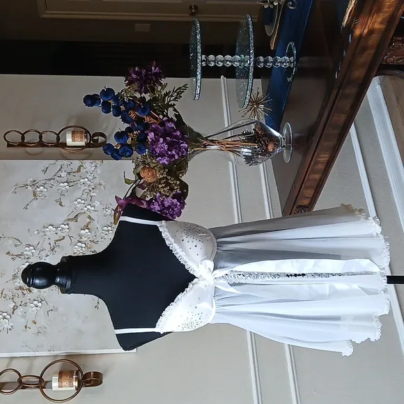 Victoria's Secret White Embellished Babydoll Nightie. Size 36C