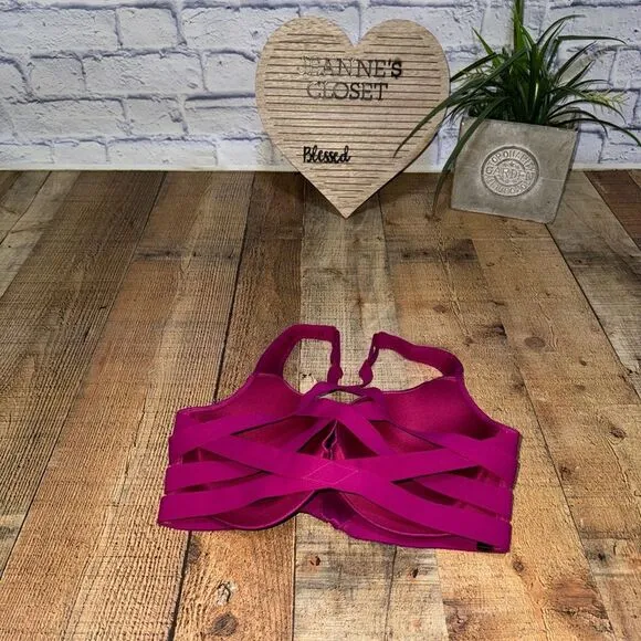 Victorias Secret KNOCKOUT Front Close Sports Bra Magenta Pink Max Support 34DD