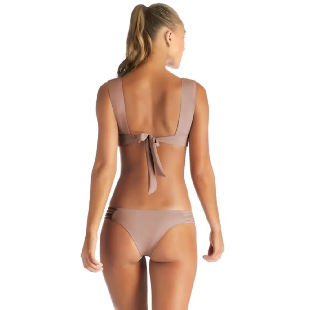 VITAMIN A MAGNOLIA TOP TAUPE