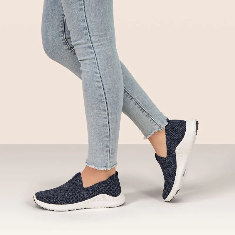 WOMEN'S AETREX ANGIE ARCH SUPPORT SNEAKERS SHIMMERY | BLACK
