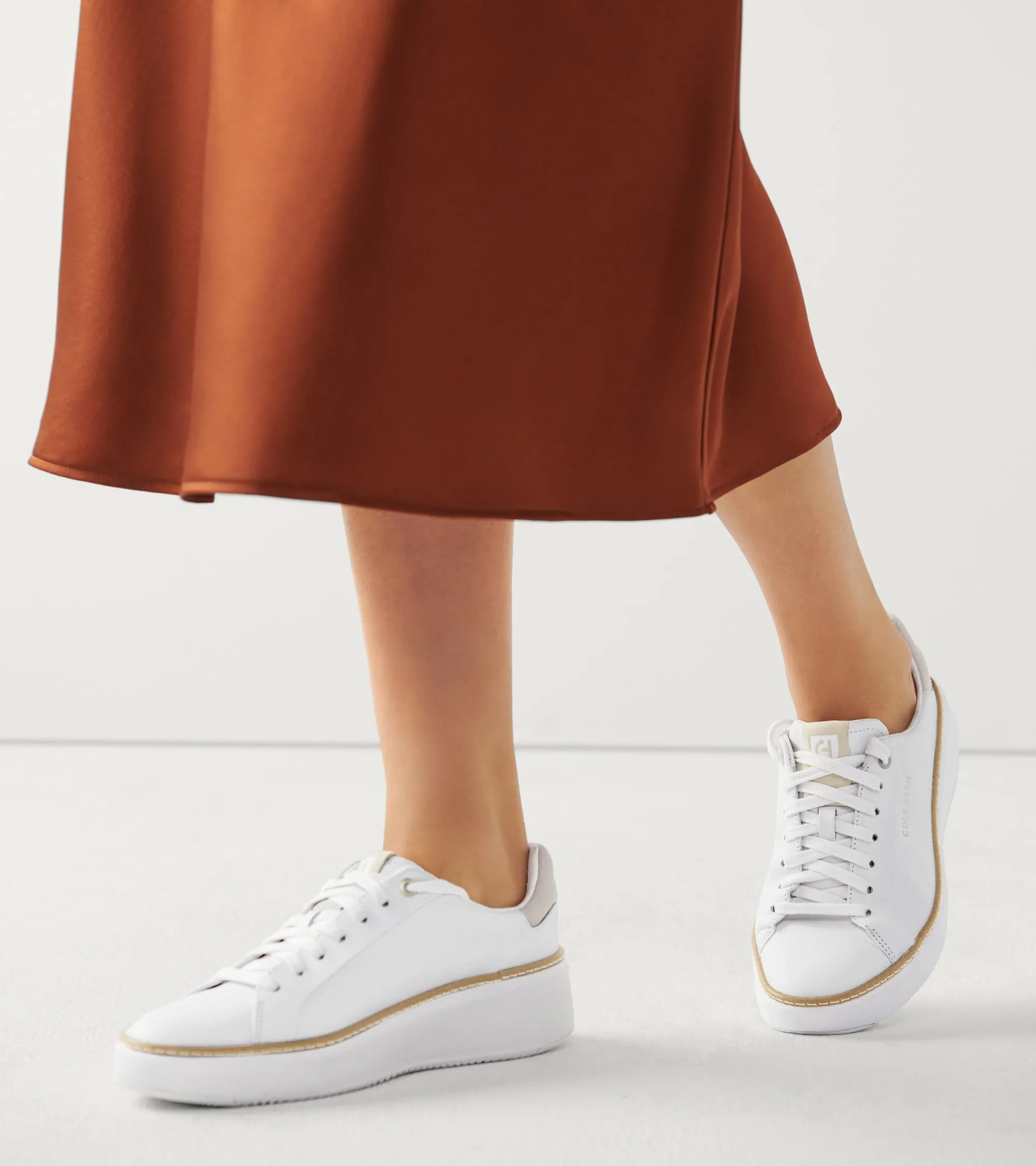 WOMEN'S COLE HAAN GRANDPRØ TOPSPIN SNEAKER | OPTIC WHITE / BLUE TOILE