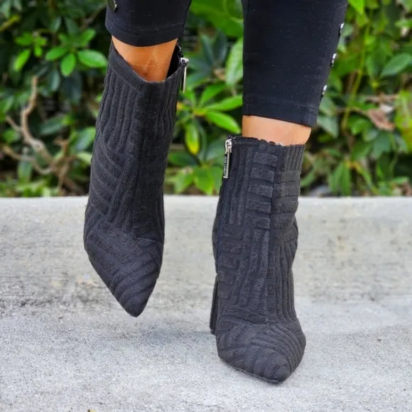 Women's Pointed Toe Zipper Chunky Heel Ankle Boots