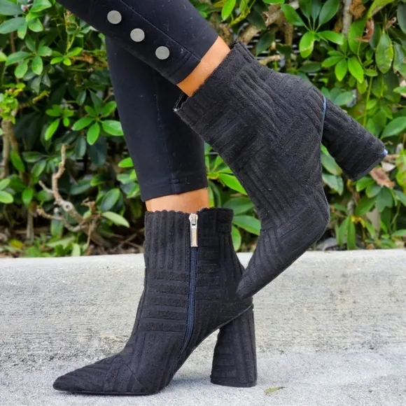 Women's Pointed Toe Zipper Chunky Heel Ankle Boots