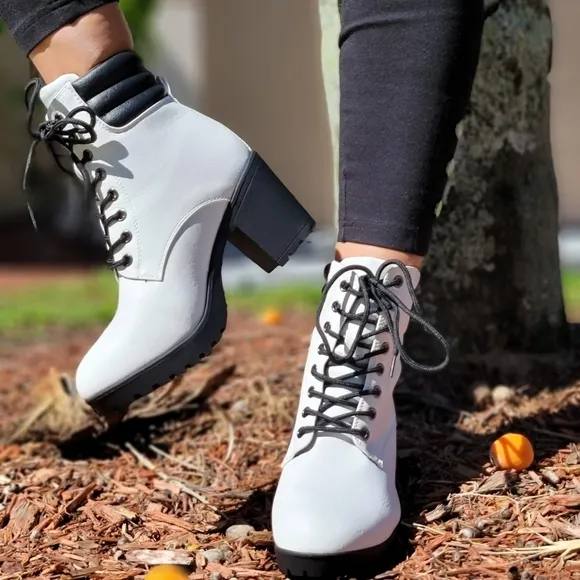 Women's White Chunky Block High Heel Ankle Booties