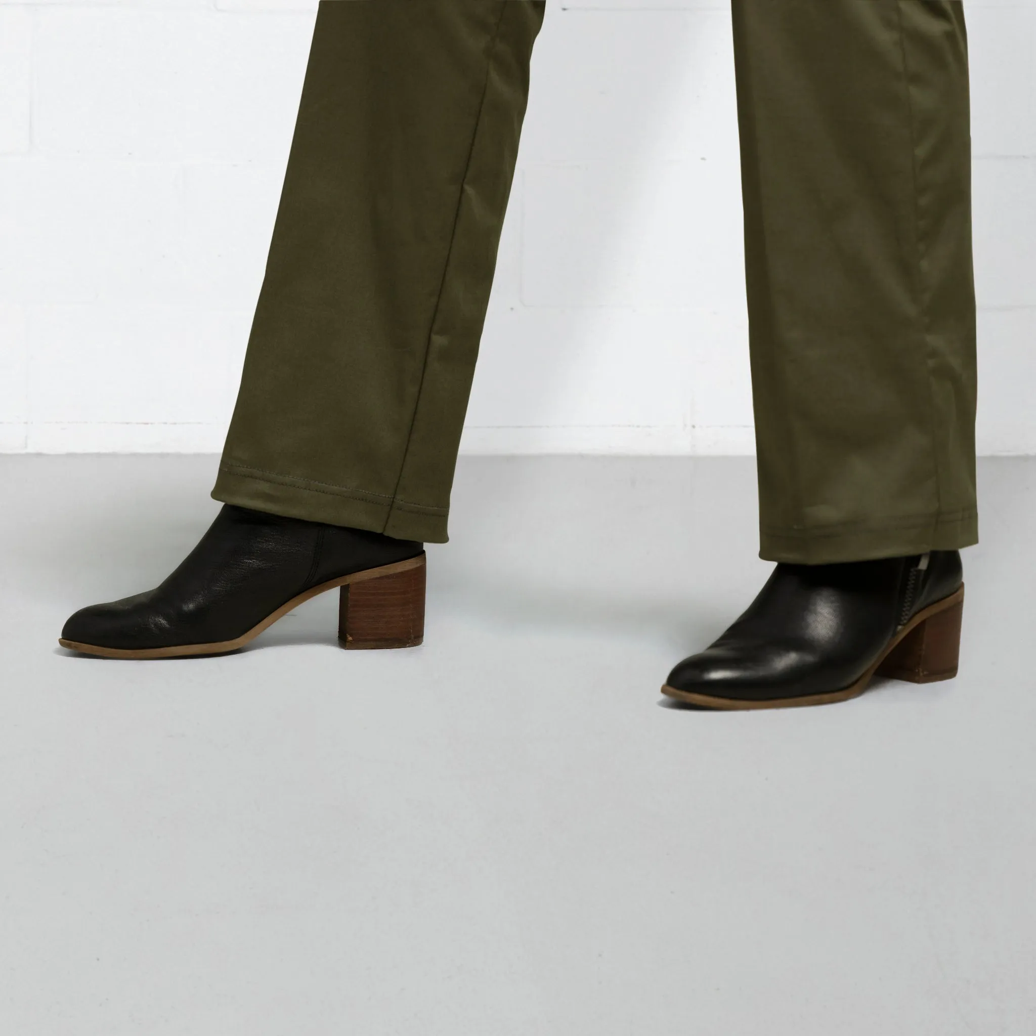 Your Work to Weekend Pant - Straight Leg - Olive