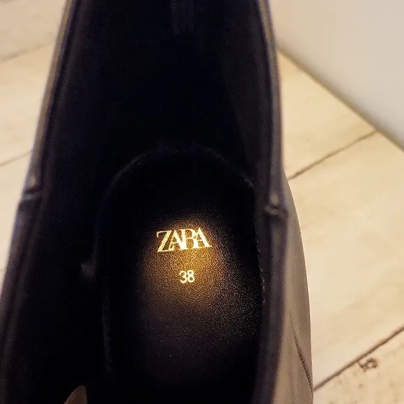 Zara Black Women's Ankle Boots. Size 38 usa 7 1/2
